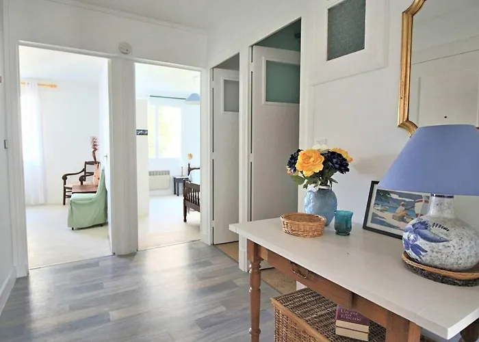 Lumineux Pour Famille A Royan, Quartier Calme Pres Du Marche, Balcon Et Parking Gratuit - Fr-1-738-26