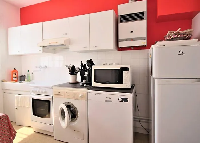 Lumineux Pour Famille A Royan, Quartier Calme Pres Du Marche, Balcon Et Parking Gratuit - Fr-1-738-26 Royan