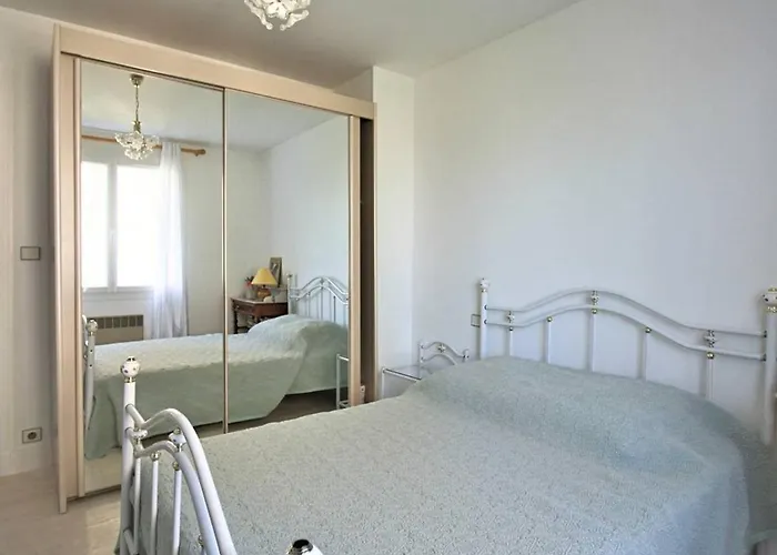 Lumineux Pour Famille A Royan, Quartier Calme Pres Du Marche, Balcon Et Parking Gratuit - Fr-1-738-26 Royan